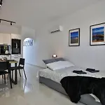 Mycyprusstay - Jo's Cosy 1 Bedroom Paphos