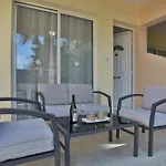 Mycyprusstay - Jo's Cosy 1 Bedroom 公寓 *