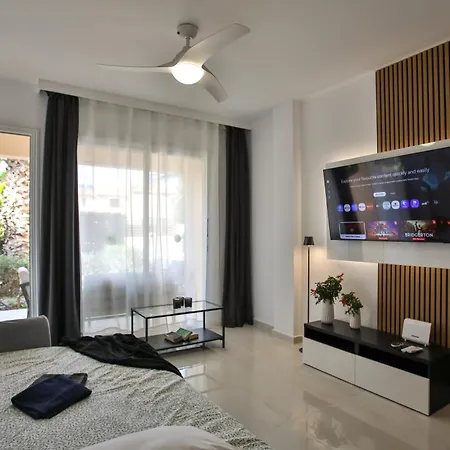 Mycyprusstay - Jo's Cosy 1 Bedroom 公寓 Paphos