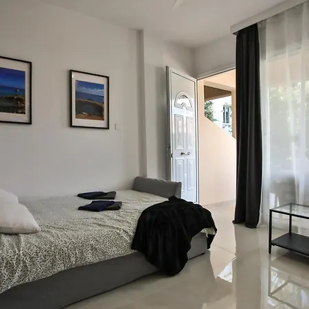 Mycyprusstay - Jo's Cosy 1 Bedroom *