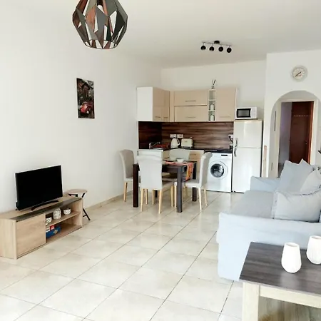 Daire Mycyprusstay - Jo's Cosy 1 Bedroom Pafos