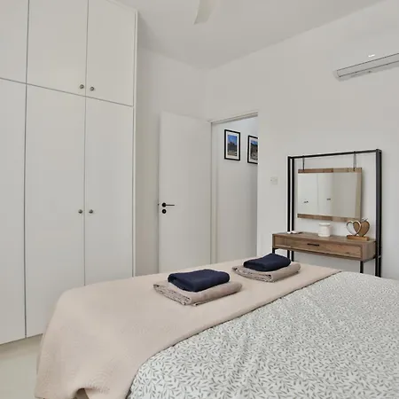 Mycyprusstay - Jo's Cosy 1 Bedroom * פאפוס