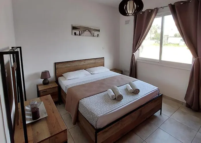 Mycyprusstay - Jo's Cosy 1 Bedroom Apartmán