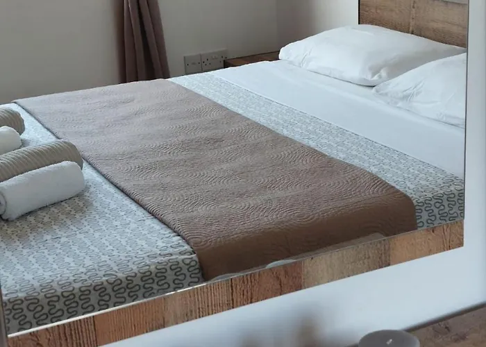 Mycyprusstay - Jo's Cosy 1 Bedroom Apartamento *